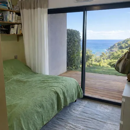En Duplex En Bord De *